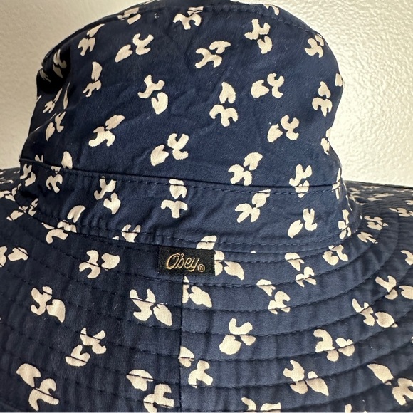 Obey Bucket Hat OSFM - Picture 2 of 6